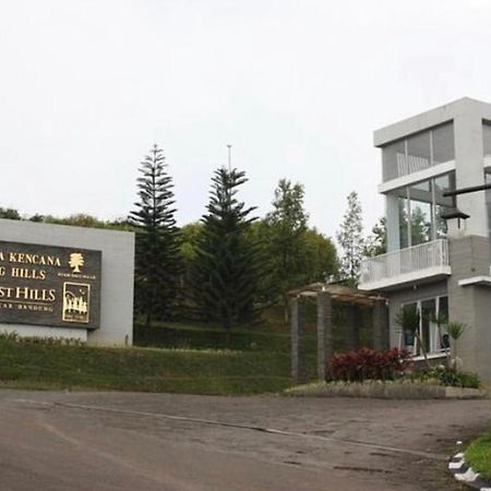 Imah Dago Villa - Budget Staycation Villa In Bandung Exterior foto