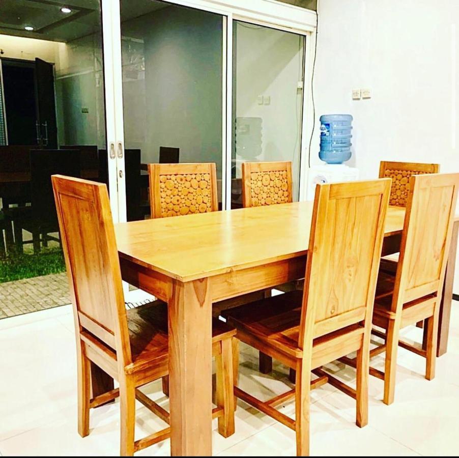 Imah Dago Villa - Budget Staycation Villa In Bandung Exterior foto